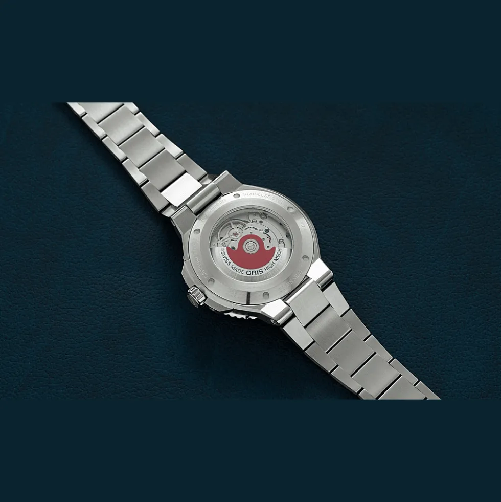 Aquis Date 41,5mm