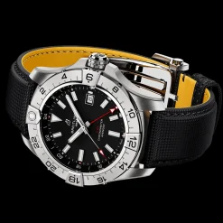 Avenger Automatic GMT 44