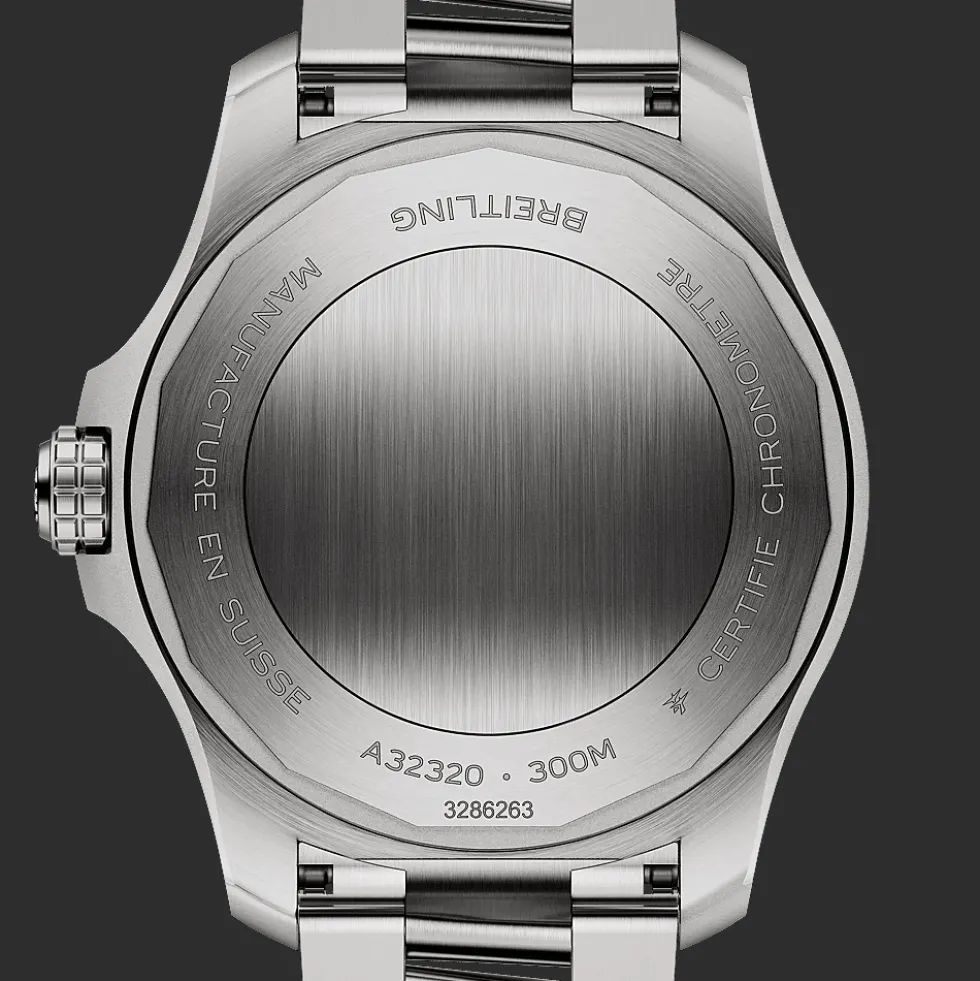 Avenger Automatic GMT 44