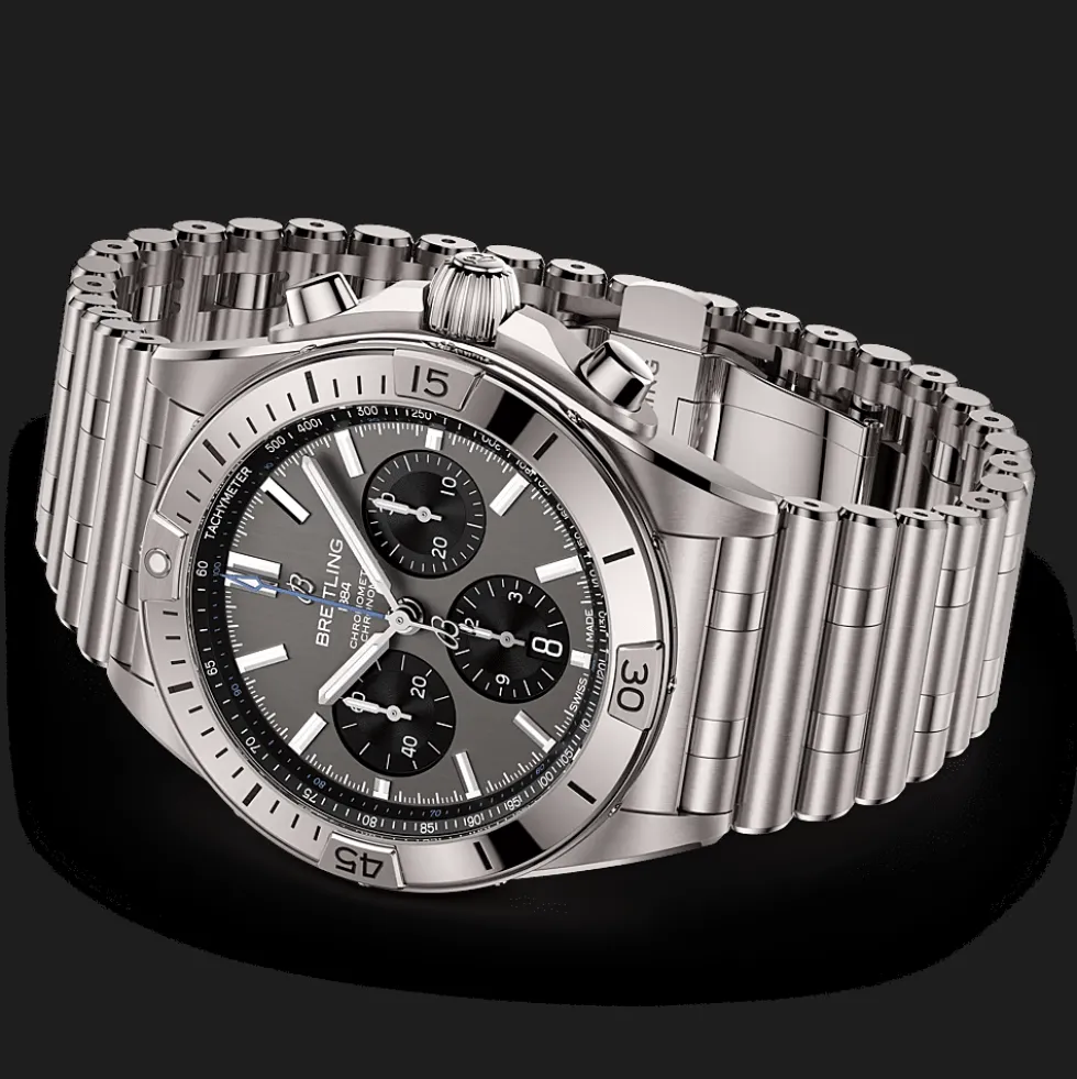 Chronomat B01 Chronograph 42 Titanium