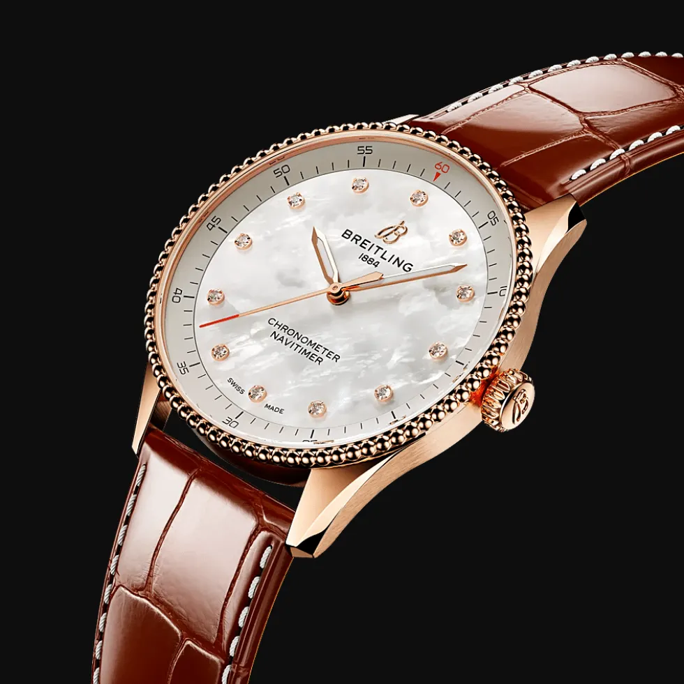 Navitimer 32 SuperQuartz™